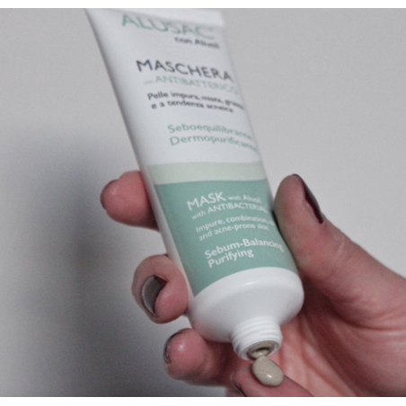 ALUSAC Maschera è consigliata anche per tutti i tipi di pelle per un'azione detox e purificante.
