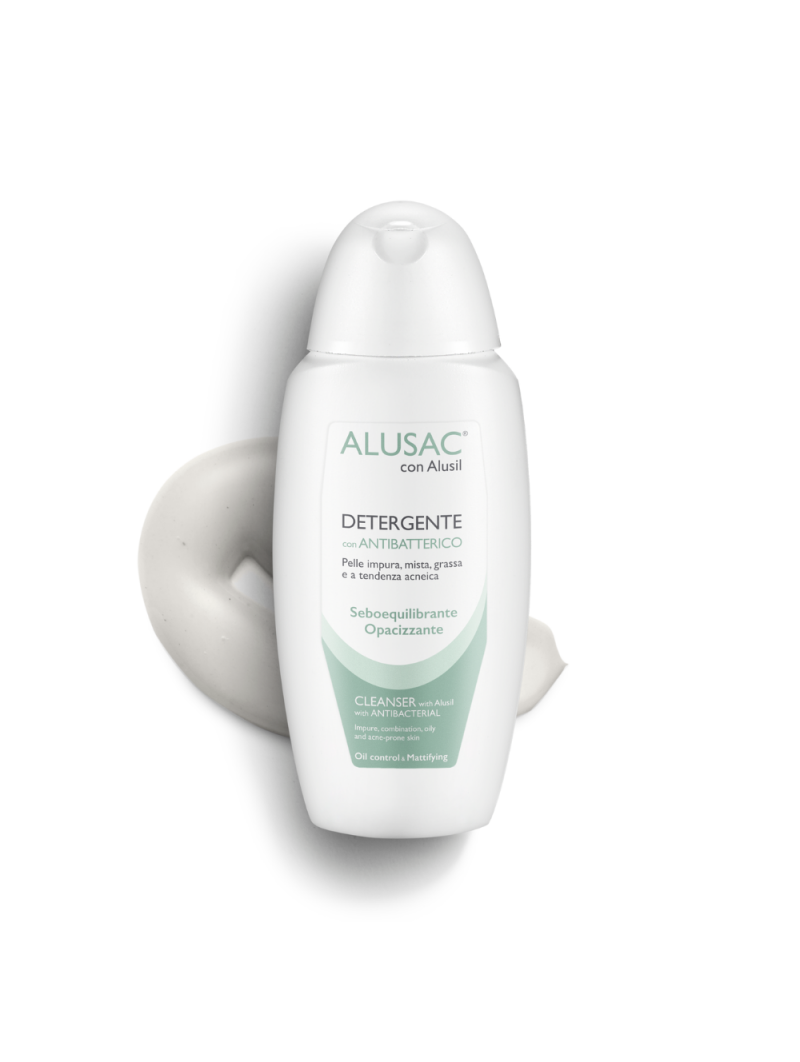ALUSAC Detergente con Alusil è indicato per pelle impura, mista, grassa e a tendenza acneica